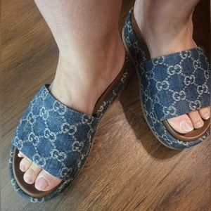 Gucci Platform Slide